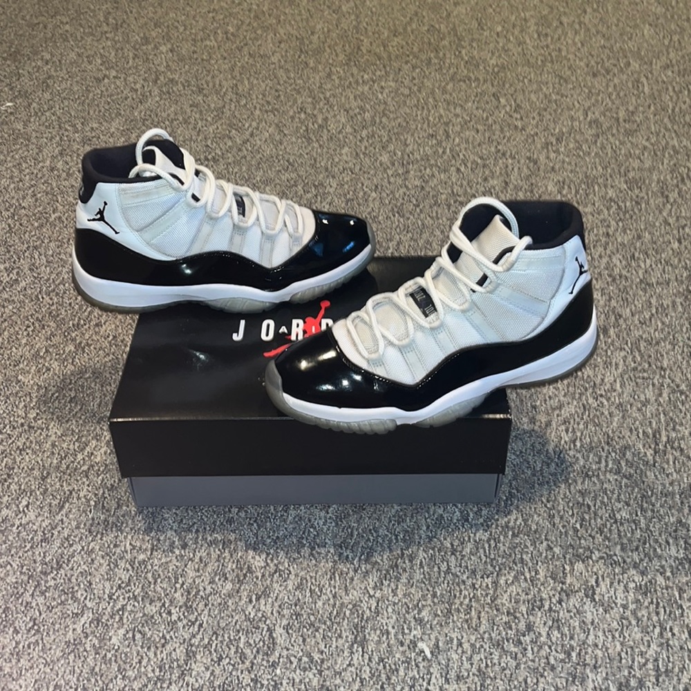 Jordan 11 “Concord”